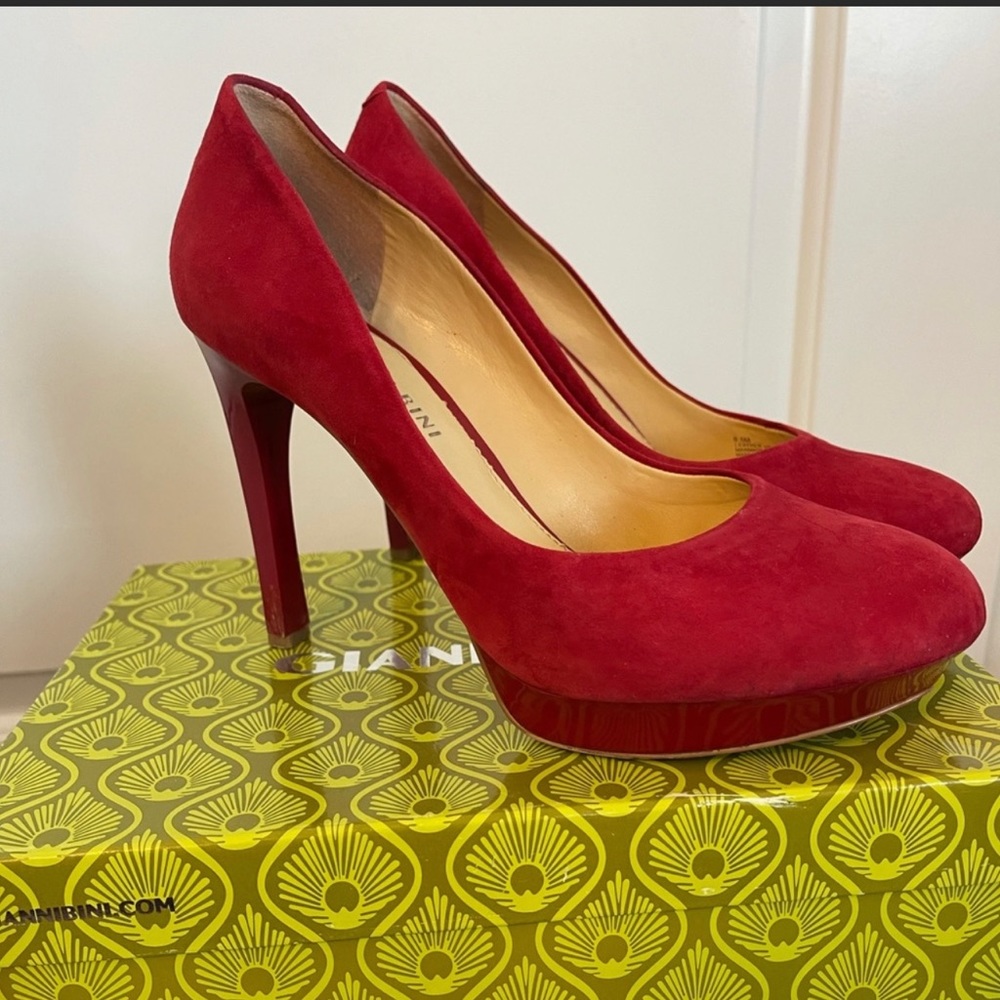 Gianni Bini Red Heels